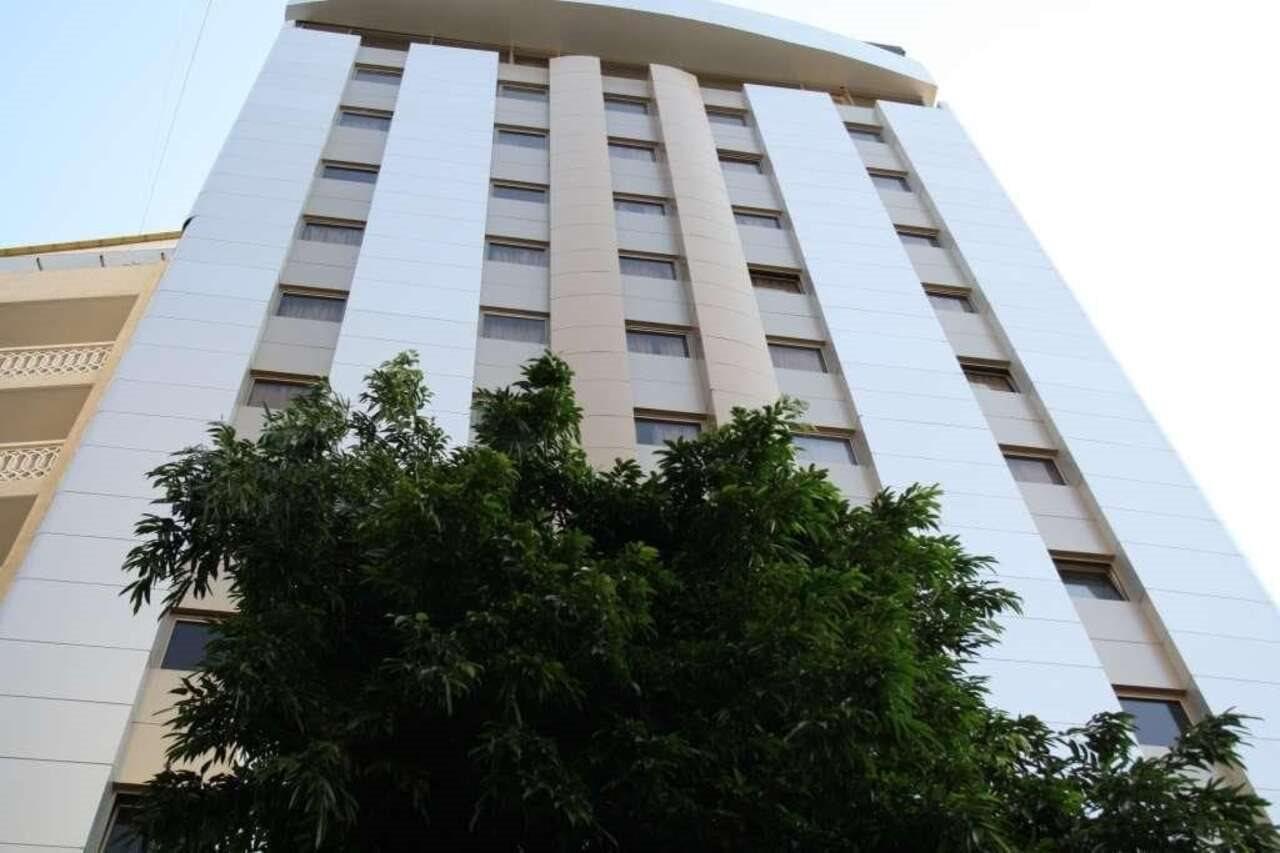 Grand Hotel Beiroet Buitenkant foto
