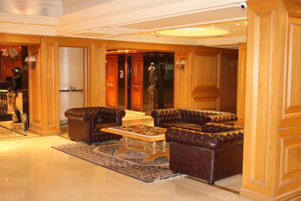 Grand Hotel Beiroet Buitenkant foto